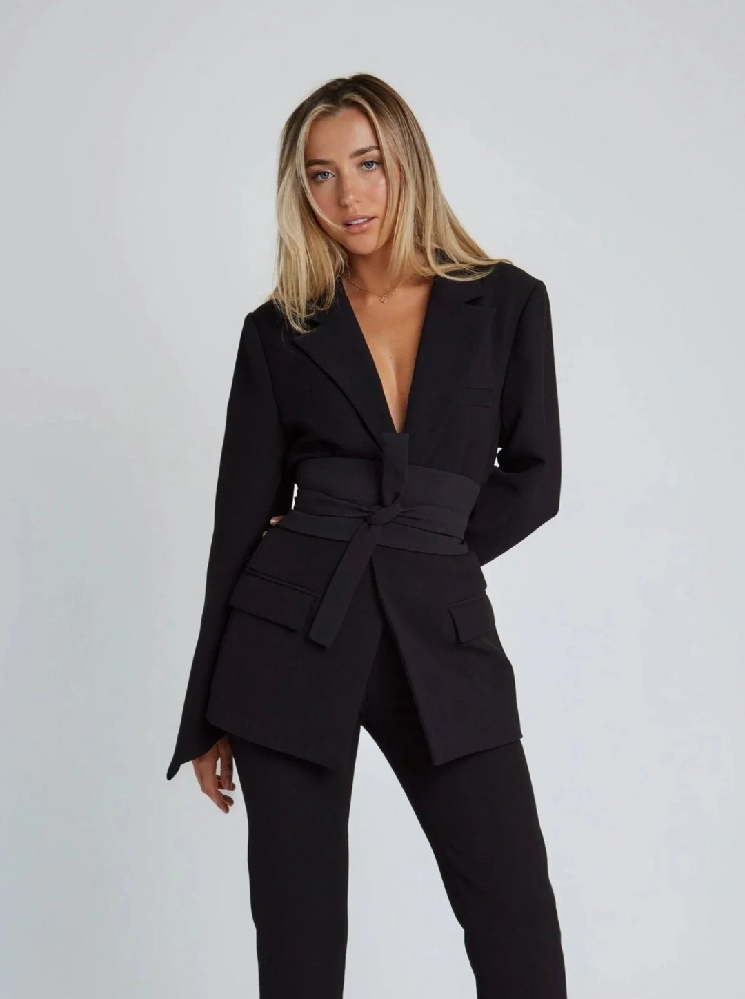 Lauren - Elegant Blazer